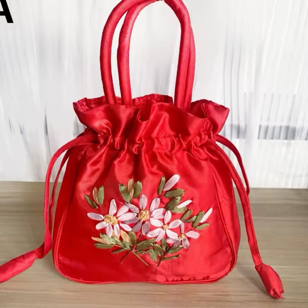 Elegant Red Floral Embroidered Women's Bag